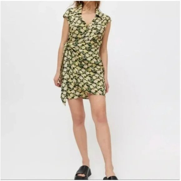 NWT Urban Outfitters Sun Floral Collar Mini Wrap Dress Sz XS Summer 90s Y2K - Picture 2 of 11